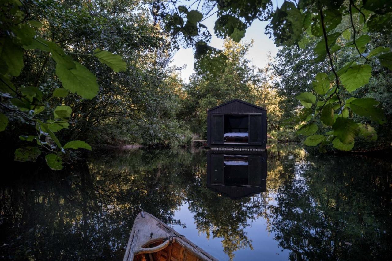 Ecolodge Le Bruit De L'Eau Saint-Quentin-en-Tourmont Exterior foto